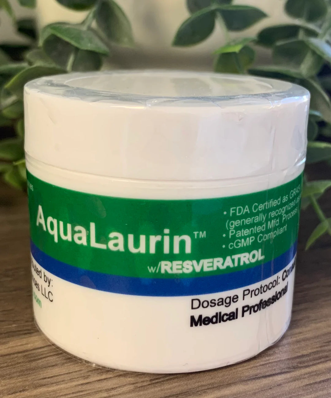 Aqualaurin